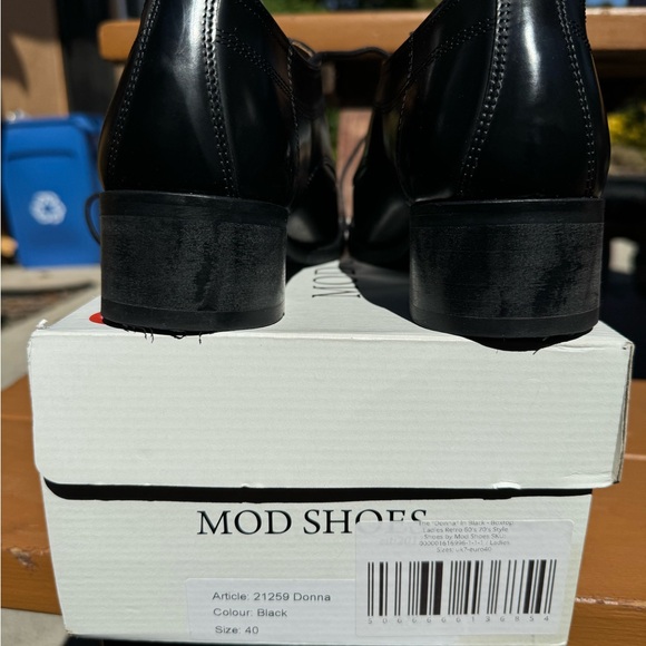 A pair of mod shoe, these are the Donna, beautiful pair made in Portugal. - Picture 4 of 9
